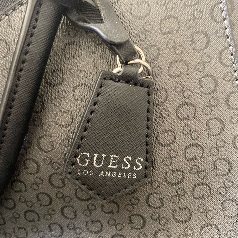 Guess Black Textured Shoulder Bag